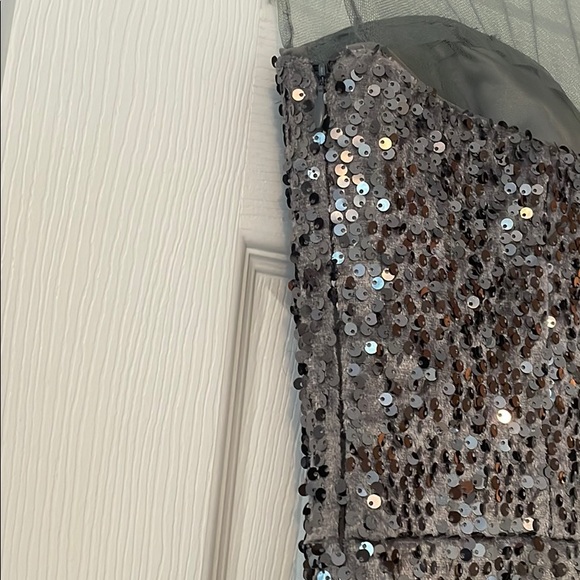 Milly Sequin Gown - Picture 6 of 6